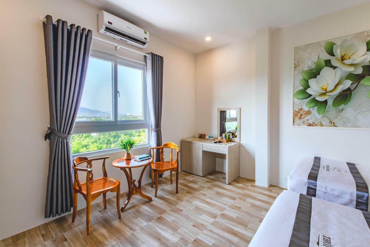 Thoi Binh Hotel Cam Lam エクステリア 写真