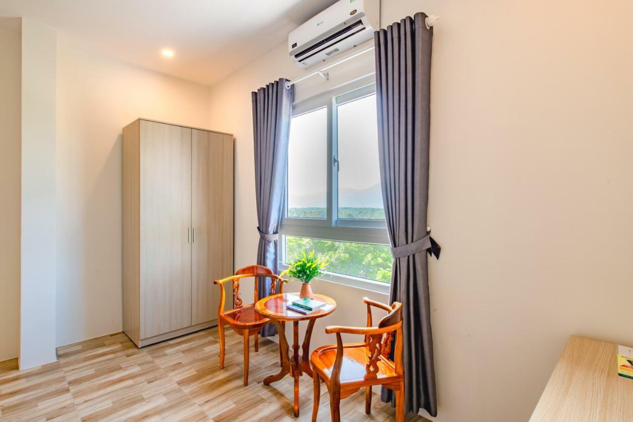Thoi Binh Hotel Cam Lam エクステリア 写真